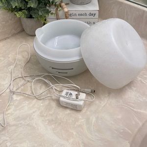 Scentsy DELUXE Flower  DIFFUSER W/ Essential Oils Color changing  LED Rainbow FL